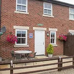 Nyaraló Aboard Whitby